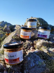 bocaux de légumes de la conserverie