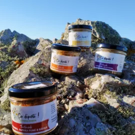 bocaux de légumes de la conserverie